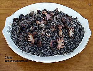 Черный рис с каракатицами